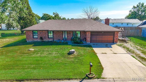 2310 PARK CRST, MEXICO, MO 65265 - Image fb2ffd0afb68cdae97feb64fa5bcb8f6/3453228216