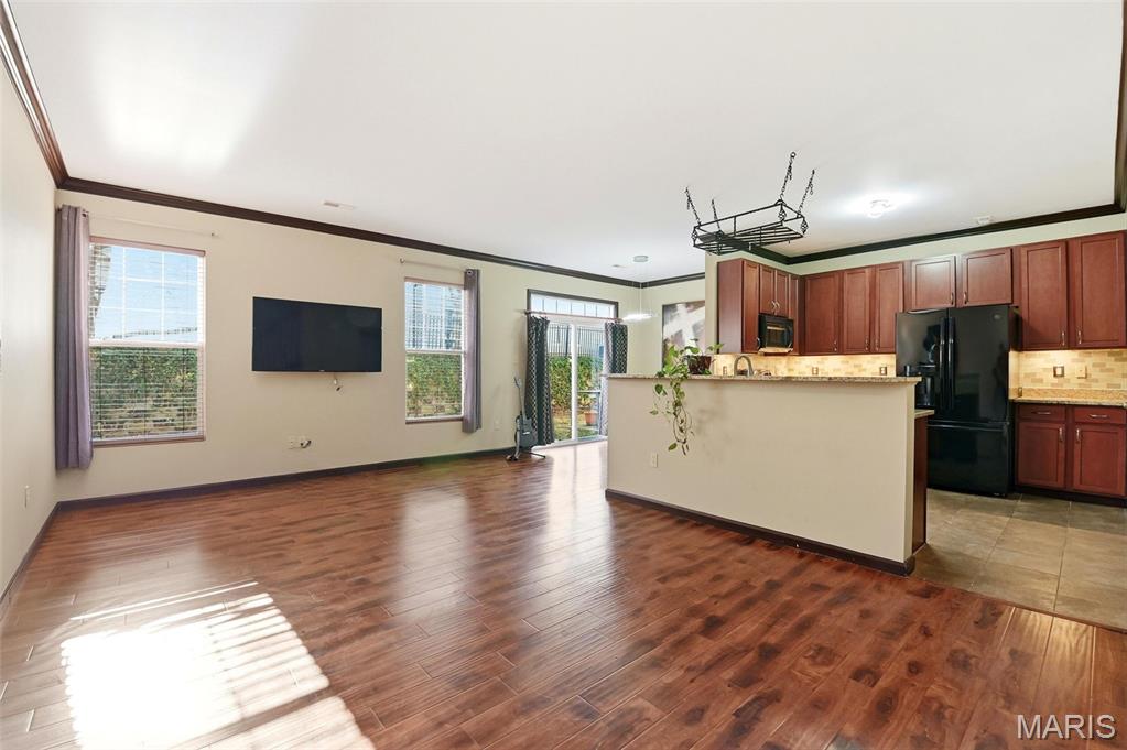 Kingston Terrace Corr - Residential