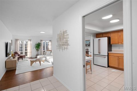 Tiny photo for 917 Claytonbrook Drive #3, Ballwin, MO 63011 (MLS # 26035034)