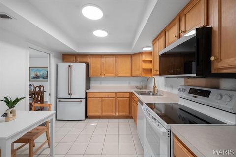 Tiny photo for 917 Claytonbrook Drive #3, Ballwin, MO 63011 (MLS # 26035034)