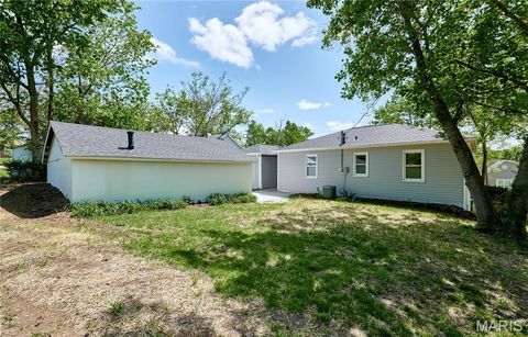 Tiny photo for 385 Annie Avenue, Troy, MO 63379 (MLS # 26020531)