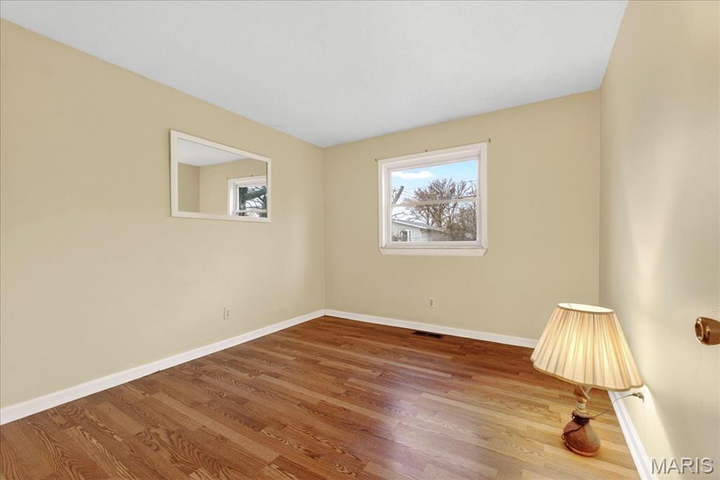 Hazelwood, Missouri 63042, United States, 3 Bedrooms Bedrooms, ,2 BathroomsBathrooms,Residential,Active,257521