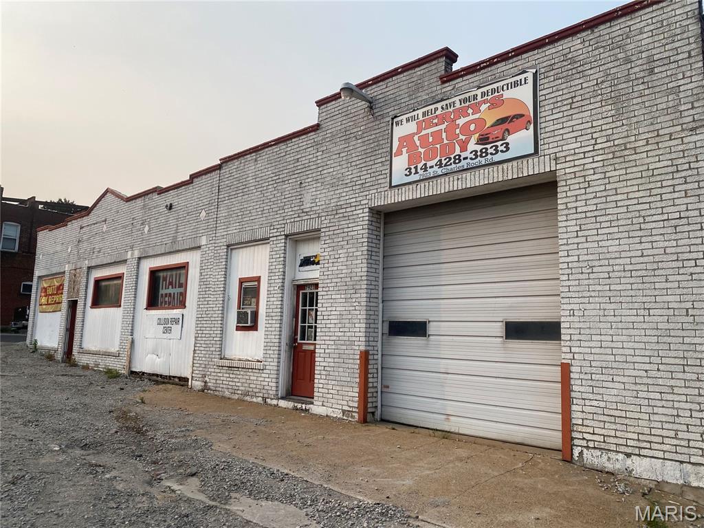 Lyndhurst - Commercial Sale