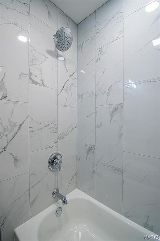 BELLERIVE ESTATES - Residential