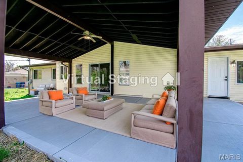 Tiny photo for 13123 DARTAGNAN Court, Creve Coeur, MO 63141 (MLS # 26020446)