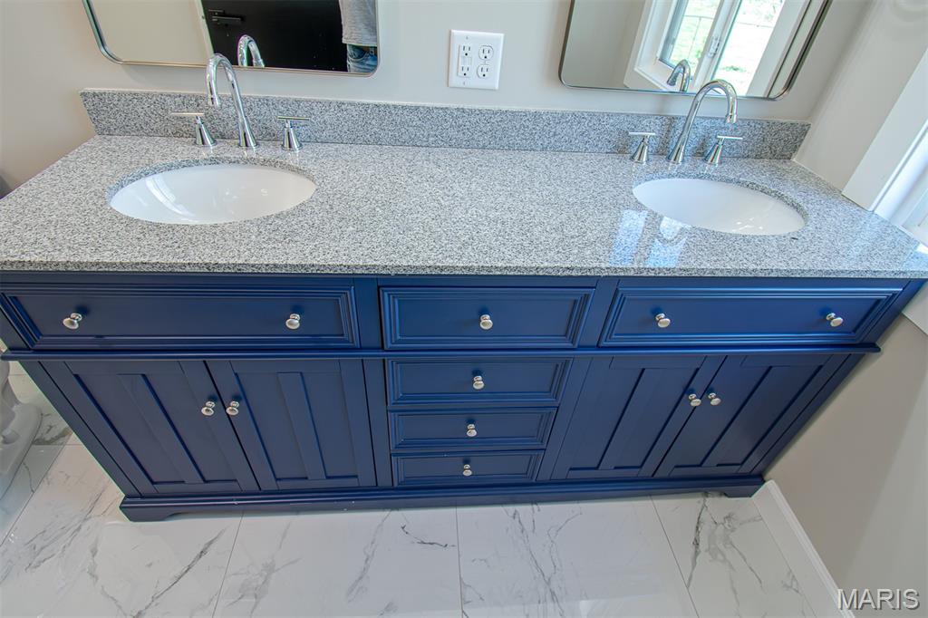 BELLERIVE ESTATES - Residential