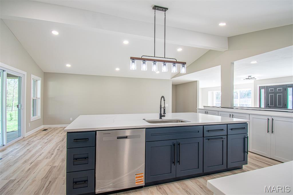 BELLERIVE ESTATES - Residential