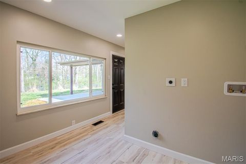Tiny photo for 13123 DARTAGNAN Court, Creve Coeur, MO 63141 (MLS # 26020446)