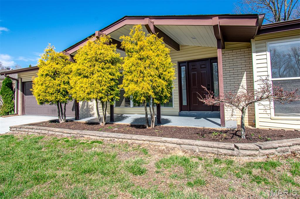 BELLERIVE ESTATES - Residential