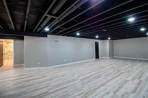 Tiny photo for 13123 DARTAGNAN Court, Creve Coeur, MO 63141 (MLS # 26020446)