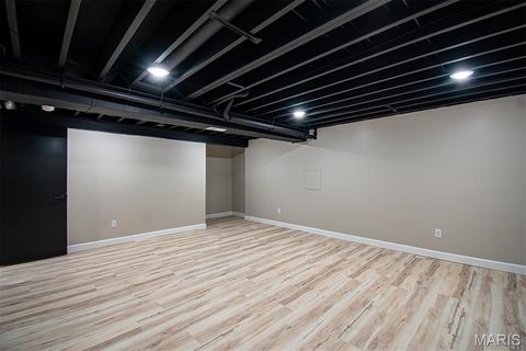 Tiny photo for 13123 DARTAGNAN Court, Creve Coeur, MO 63141 (MLS # 26020446)