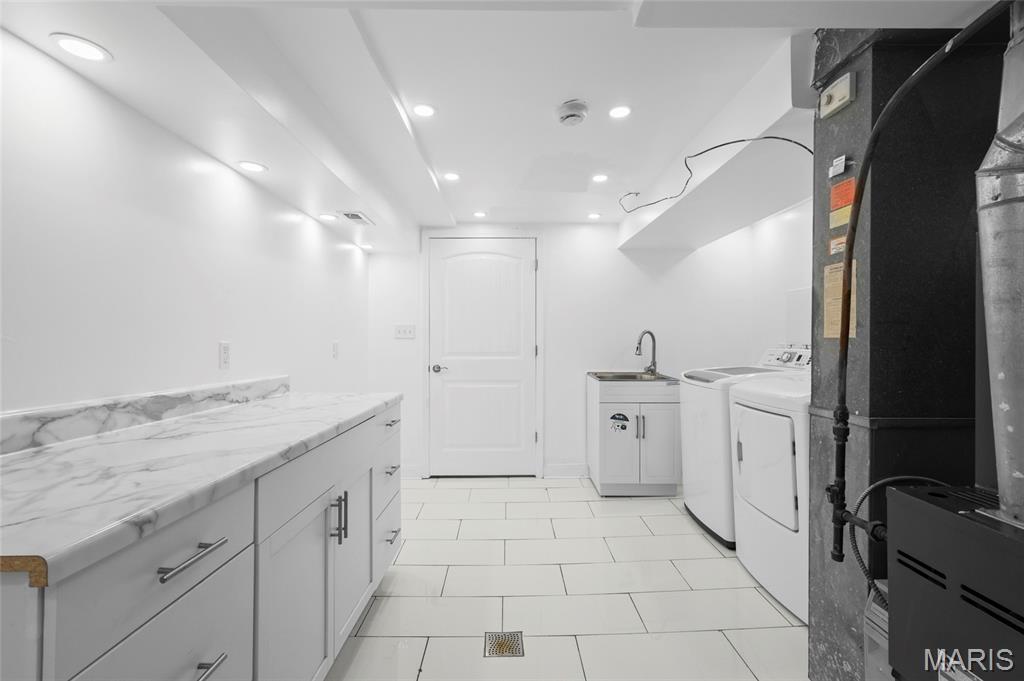 Hathaway Manor 12 - Residential