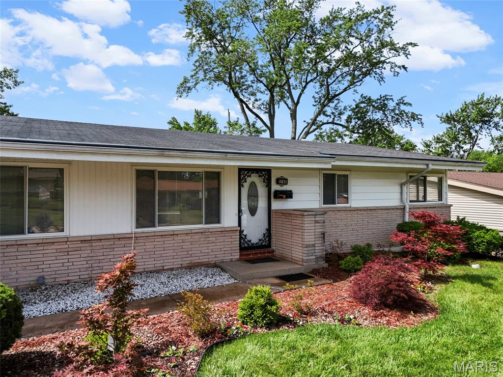Hathaway Manor 12 - Residential