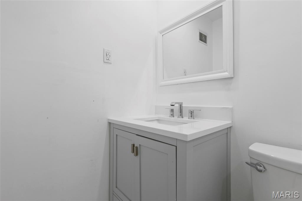 Hathaway Manor 12 - Residential