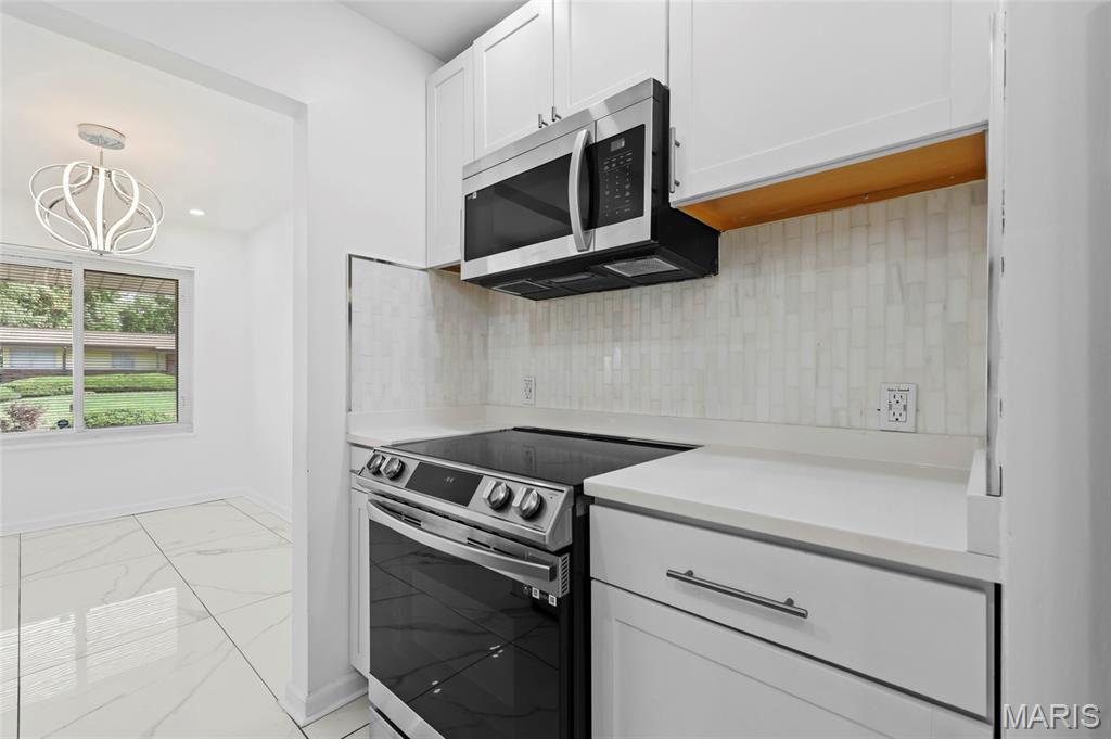 Hathaway Manor 12 - Residential