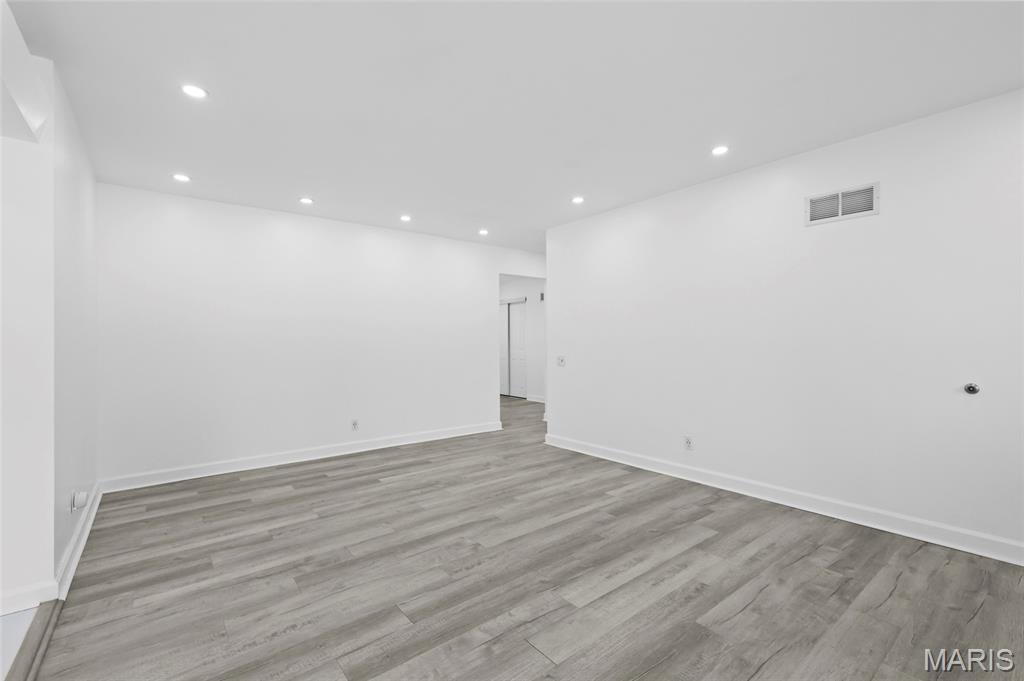 Hathaway Manor 12 - Residential