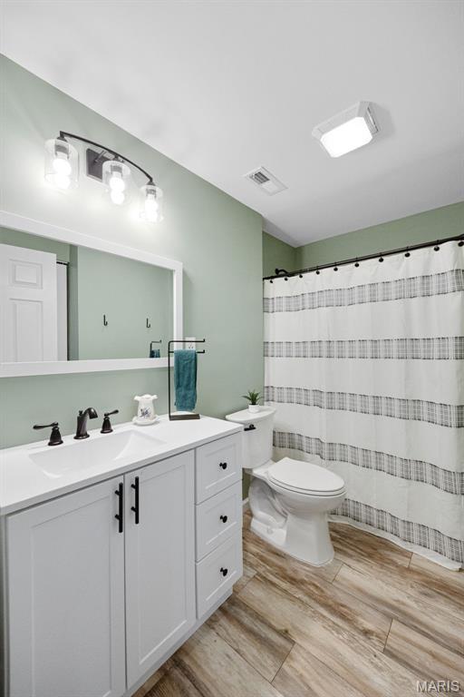 Hillsboro, Missouri 63050, United States, 4 Bedrooms Bedrooms, ,3 BathroomsBathrooms,Residential,Coming Soon,232154