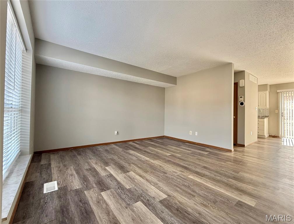 Ashton Place Condo - Residential