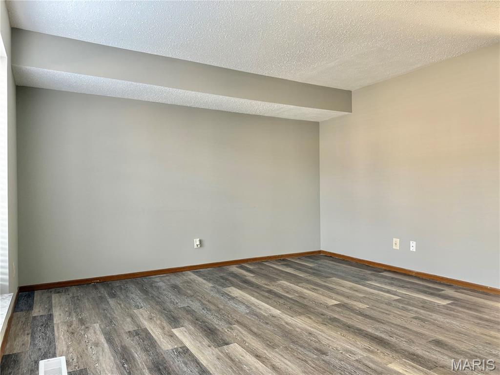 Ashton Place Condo - Residential