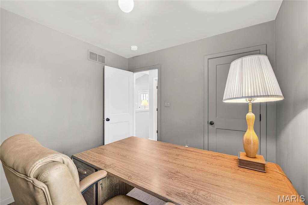 Roberts 19-9 - Residential