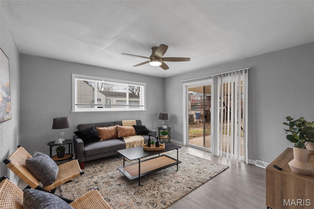 Townsend/West Cabanne Place - Residential