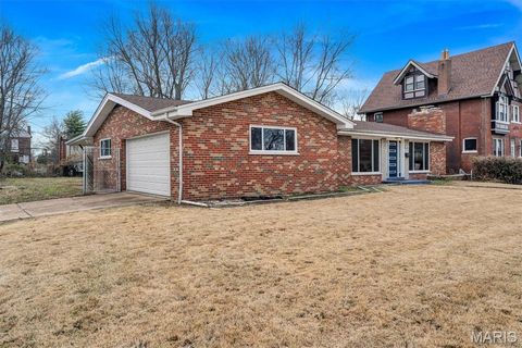 Tiny photo for 6064 W Cabanne Place, St Louis, MO 63112 (MLS # 26030413)