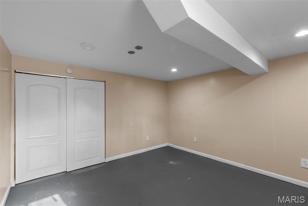 Townsend/West Cabanne Place - Residential