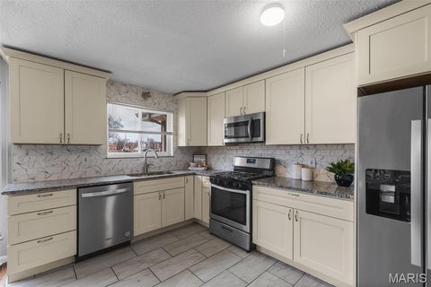 Tiny photo for 6064 W Cabanne Place, St Louis, MO 63112 (MLS # 26030413)