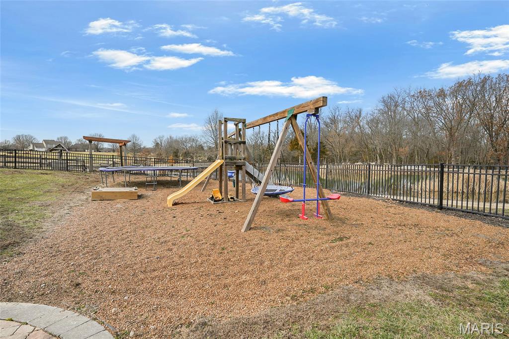 Fulton - Residential