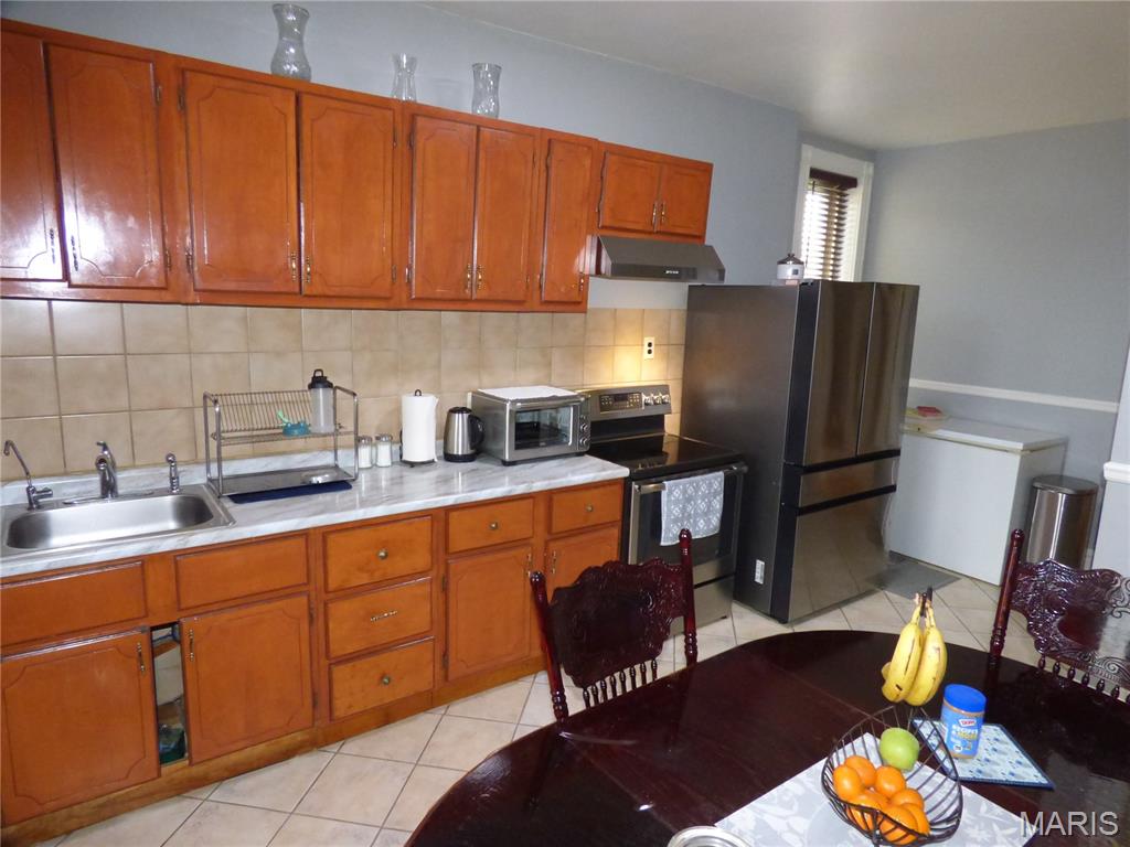 Prairie Des Noyes Add - Commercial Sale