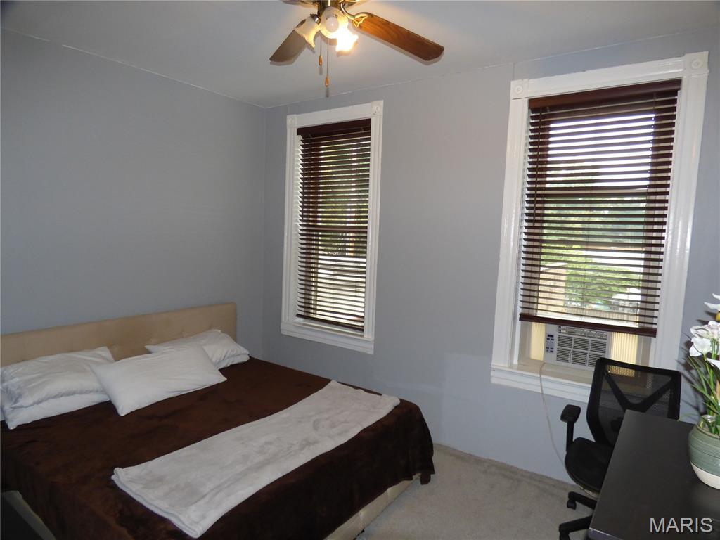 Prairie Des Noyes Add - Commercial Sale