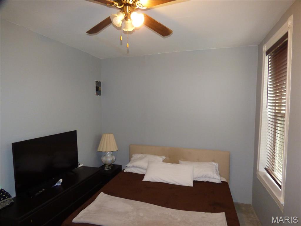 Prairie Des Noyes Add - Commercial Sale