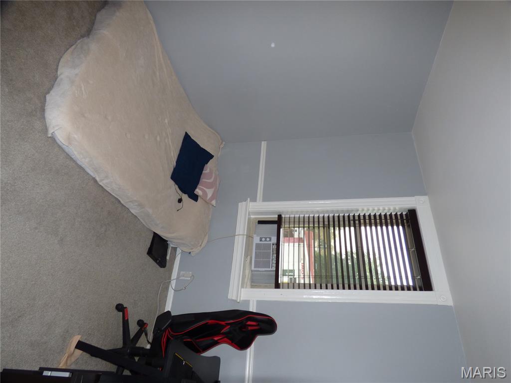 Prairie Des Noyes Add - Commercial Sale