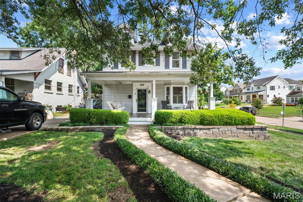 400 N Van Buren Avenue