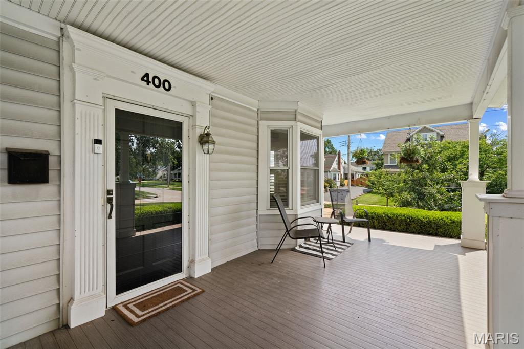 400 N Van Buren Avenue