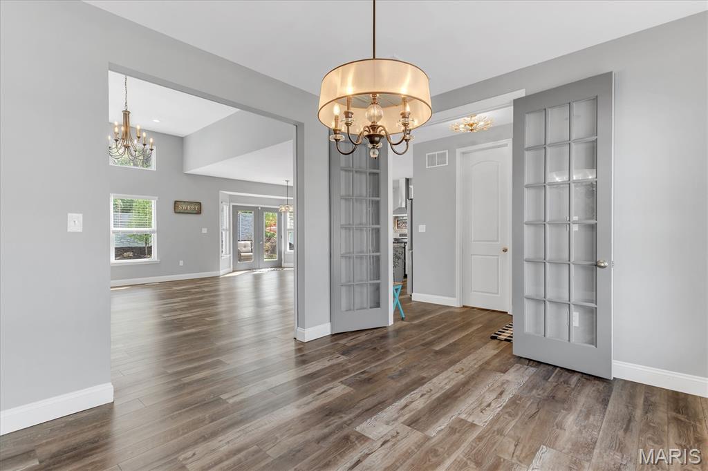 Wolf Hollow Estate - Residential