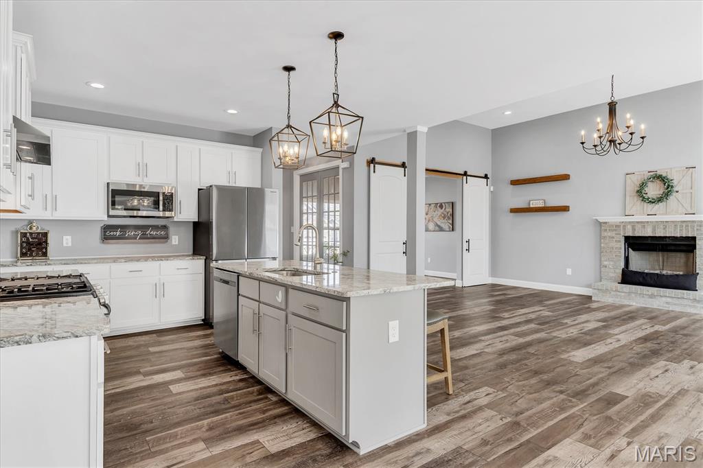 Wolf Hollow Estate - Residential