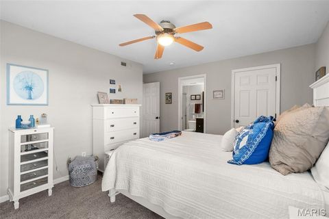 Tiny photo for 1932 Greenglen Drive #203, Kirkwood, MO 63122 (MLS # 26037874)