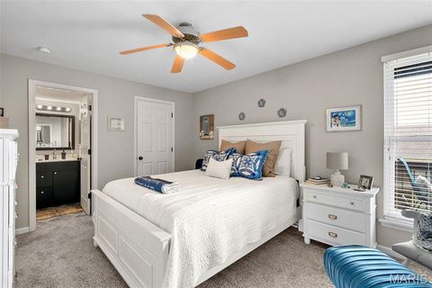 Tiny photo for 1932 Greenglen Drive #203, Kirkwood, MO 63122 (MLS # 26037874)