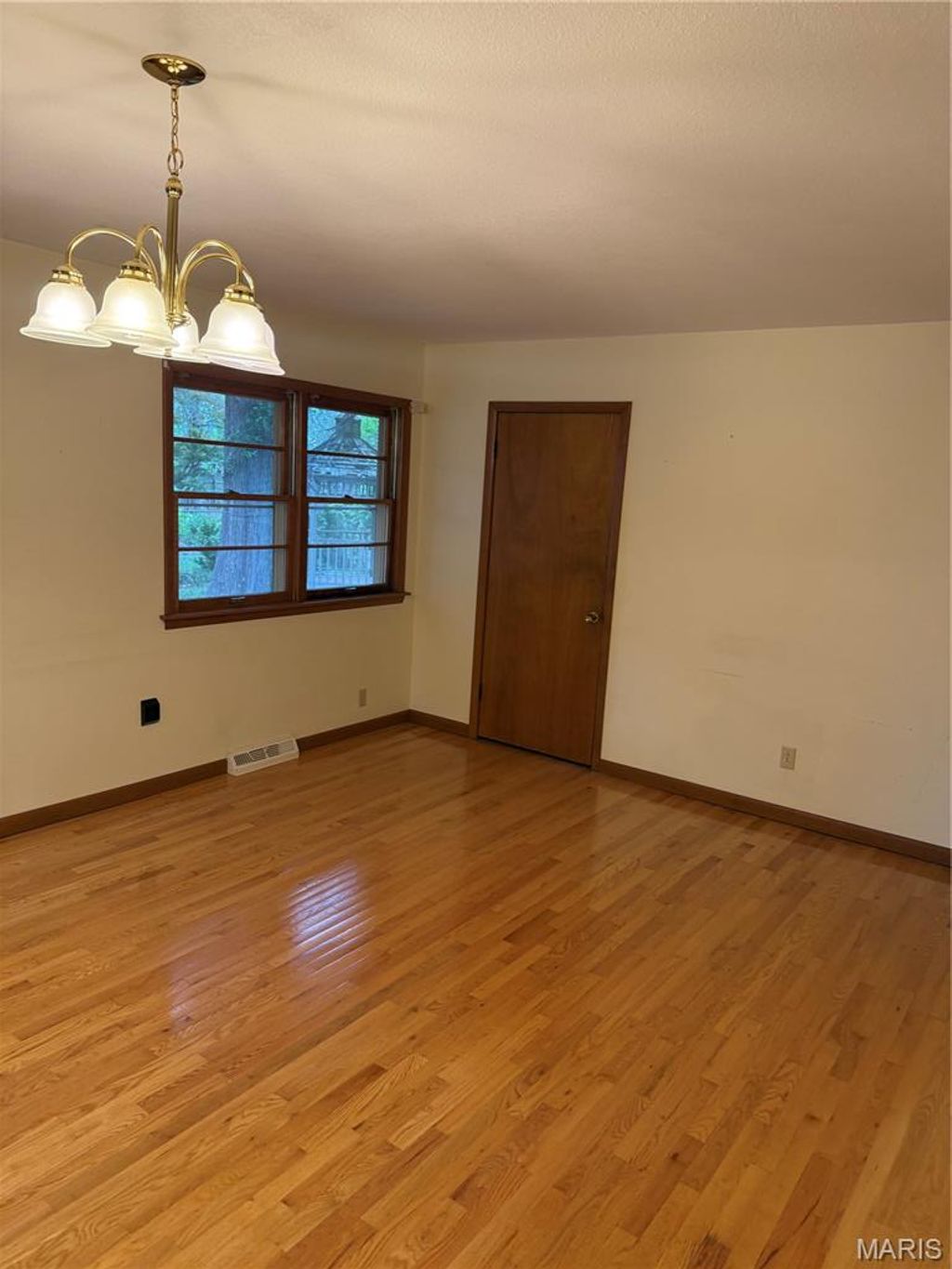 Photo of 310 Powers Avenue, Sikeston, MO 63801 (MLS # 26023737)