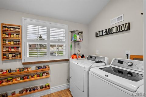 Tiny photo for 9842 Coventry Lane, St Louis, MO 63123 (MLS # 26017341)