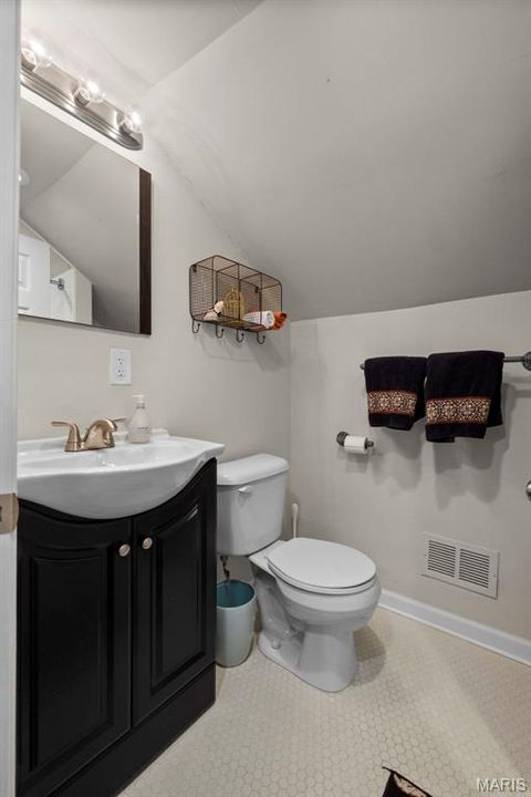 Tiny photo for 9842 Coventry Lane, St Louis, MO 63123 (MLS # 26017341)