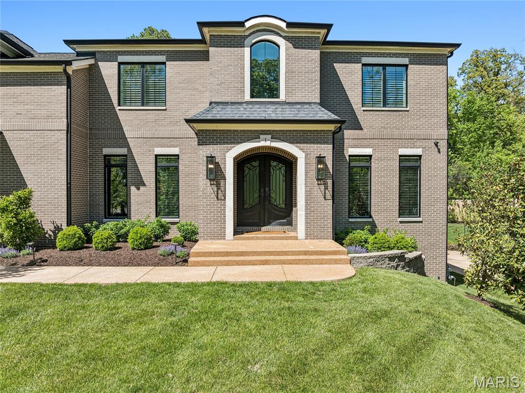 1 Tuscany Park