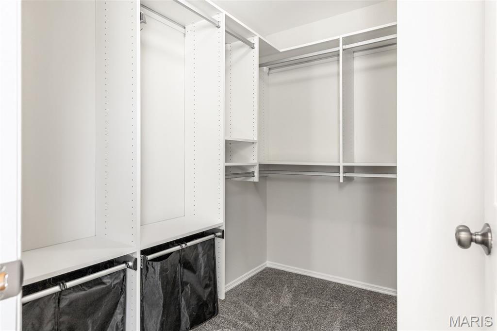 Spring Hill Farm Condo 14th - Residential