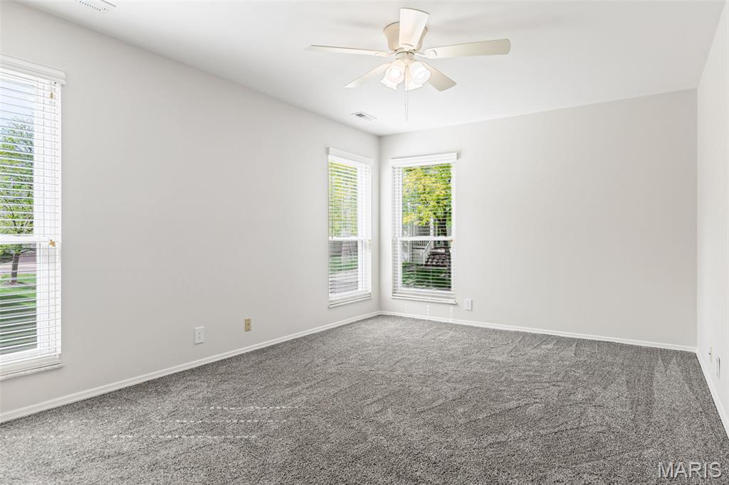 Spring Hill Farm Condo 14th - Residential