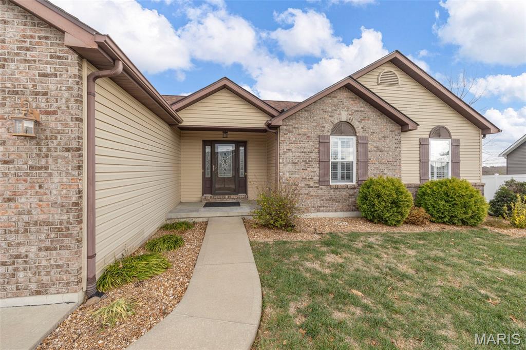 120 Palace Way Drive