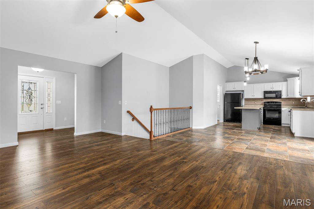 120 Palace Way Drive