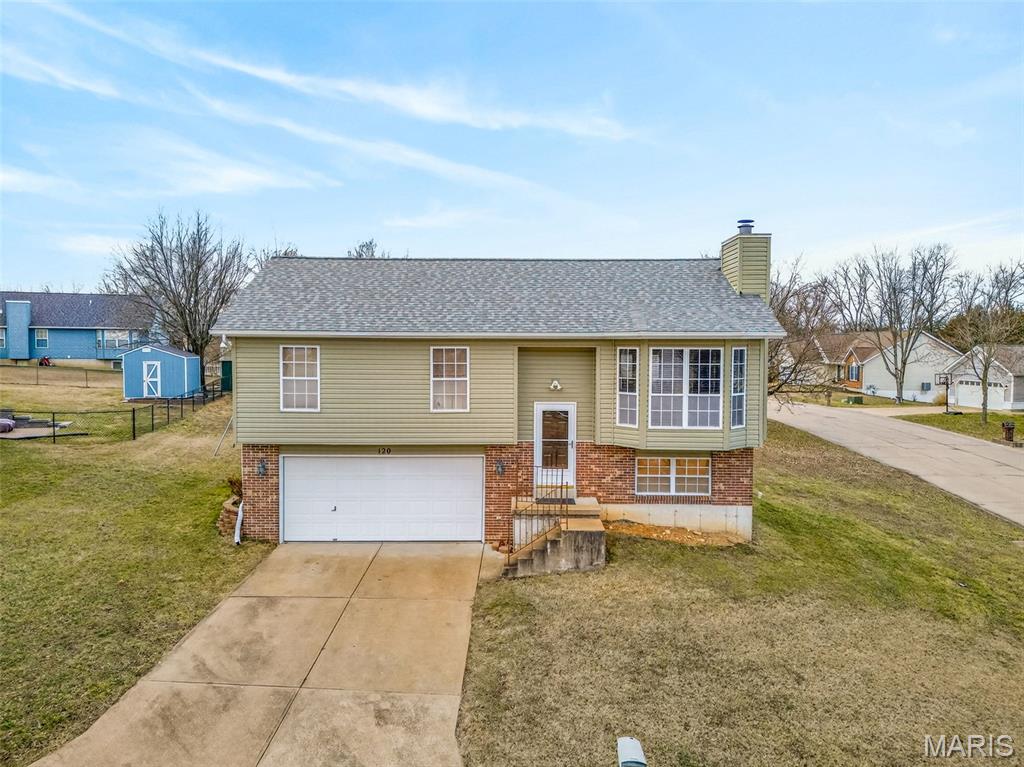 120 Greenbrier Boulevard