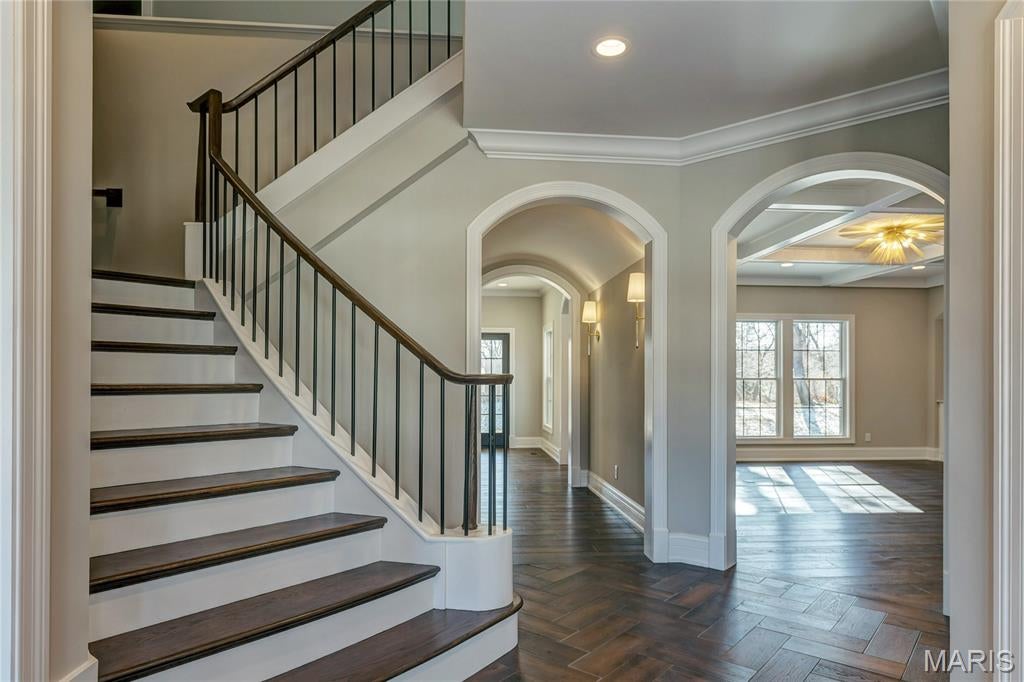 184 Brooktrail Court