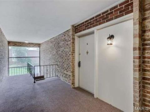 Tiny photo for 10395 Forest Brook Lane #E, Creve Coeur, MO 63146 (MLS # 26011284)
